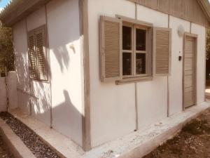 Barreira Beachfront Rooms 4