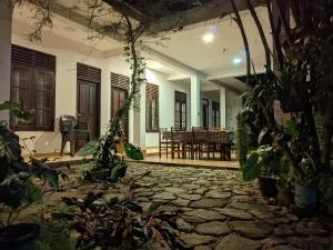 Ajith rest house - Mailagamuwa