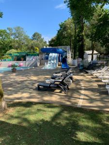 Mobilhome 3 chambres tout confort, proche de la plage