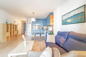 WELCS APARTAMENTO 153 EMP con vistas al puerto