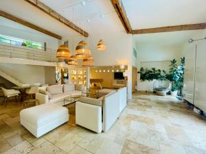 B&B / Chambres d'hotes Buddha Beach Thoiry : photos des chambres