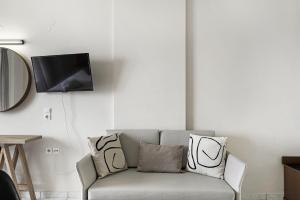 Sunset Premium Studio D