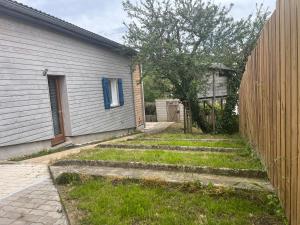 Appartements L ermitage Appartement 4 couchages avec terrasse et jardin, a 7 kms de Metz : photos des chambres