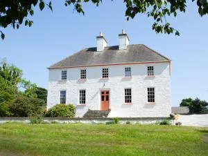 Murlough Country House built in 1750 - Clough