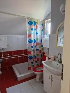 Aki - Gornje Međurovo