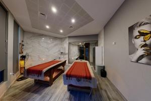 King City Hotel