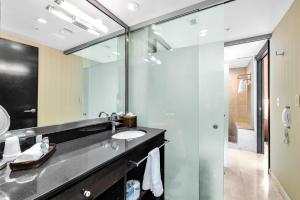 Large suites on Ocean Drive with direct access to the beach