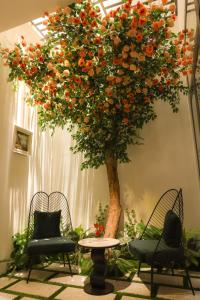 Lanura Saigon Boutique Hotel