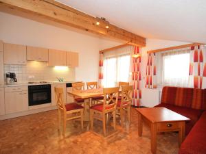 Apartment Gasteighof-2 by Interhome