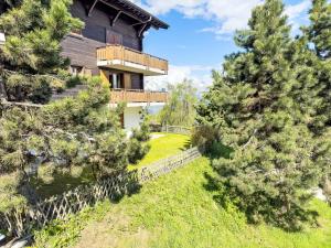 Apartment Chamois AZ10 by Interhome