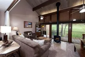 Tamarron Gambel Oak - 790 - Independence