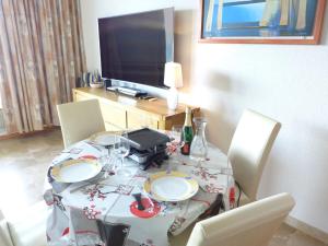 Apartment Clairière des Barzettes B16 by Interhome