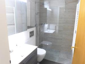 Apartment Clairière des Barzettes B16 by Interhome