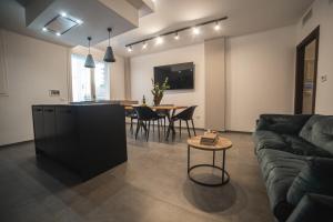 Suite Piazza Mazzini 90 MQ 5