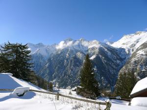 Chalet Himmulriich by Interhome