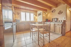 Maisons de vacances Gite Flaneurs Grande Maison de campagne 10-15 personnes : photos des chambres