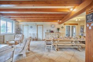 Maisons de vacances Gite Flaneurs Grande Maison de campagne 10-15 personnes : photos des chambres