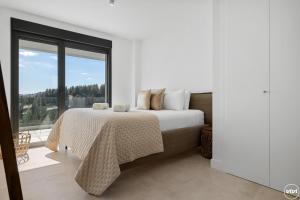 ViVi Homes - Eve Wellness, Pool, Terrace & Sea View