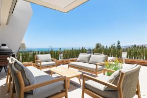 ViVi Homes - Eve Wellness, Pool, Terrace & Sea View