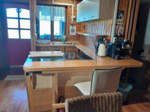 Tree house Ramona & Fairytale wooden house by Ljubljana