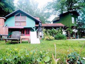 Tree house Ramona & Fairytale wooden house by Ljubljana
