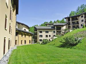 Apartment Residenza Chesa Margun 57-4 by Interhome