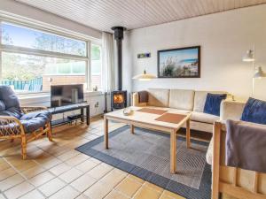 Apartment Rufina - 3-5km from the sea by Interhome