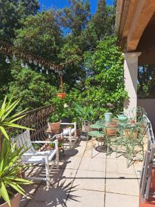 B&B / Chambres d'hotes Le calme de la garrigue : photos des chambres