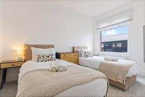 Beautiful House - Sleeps up to 7 - Free Parking, Fast Wifi and Smart TV by Yoko Property