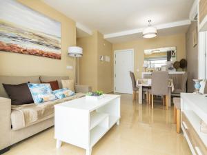Apartment Ciudad Jardin-3 by Interhome