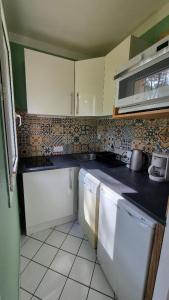 Maisons de vacances Cottage paisible au coeur du golf saint Laurent , linge de maison et menage inclus : photos des chambres