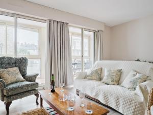 Apartment Le Victor Hugo by Interhome