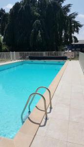 Appartements La Fregate -studio lumineux et verdoyant : photos des chambres