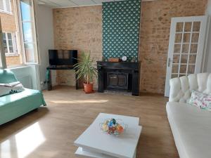 Maisons de vacances Appartement Theize - Les meubles des Pierres Dorees : Appartement 1 Chambre