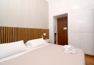 Double or Twin Room with Bathroom
