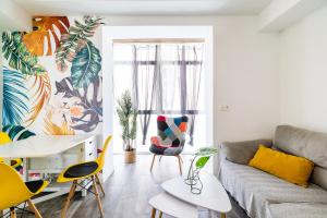 Pajaritos Suites junto a centro, estación de tren y plaza de toros