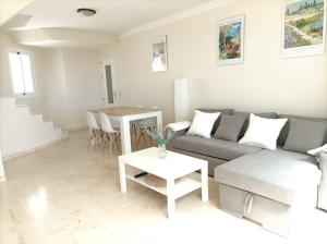 Duplex penthhouse Marbella parking private sea views