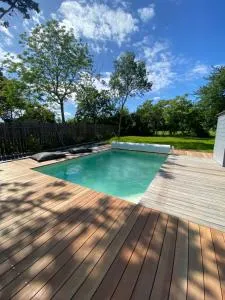 Gîte, piscine privative chauffée - Bouhet