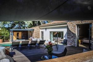 Villas Villa d-exception au Beausset avec piscine chauffee : photos des chambres