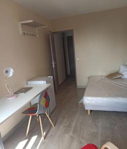 Appartements Appartement 5 chambres proche de toute commodite : photos des chambres