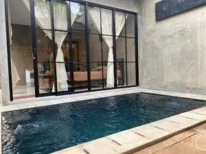 Pragma House 2 rooms with privat pool - 班图尔