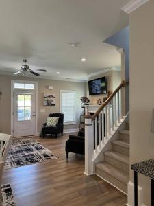 Sparrows Nest 3br 2 and half bath beach cottage