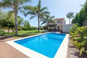 Casa junto al mar con jardín - Almarda