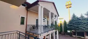 Hotel Rezydencja Rosa - Mostiska