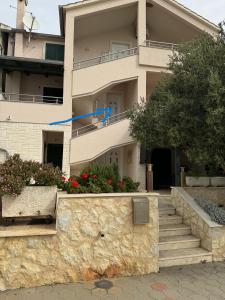 APARTMAN 2 Istočna Gomilica 
