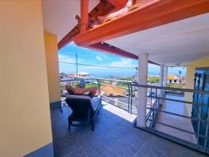 Cozy Getaway In Santana Center Terrace With Views Near Levadas And Hiking Trails Pico Ruivo - São Jorge