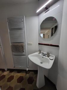 Brussels Bed & Blockchain Private rooms with shared bathroom