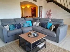 Beautiful apartment Enjoy, with a shared pool - Baños y Mendigo