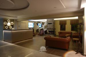 Ayder Altıparmak Suit