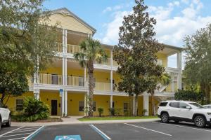 Bahama Bay third floor unit close to Disney